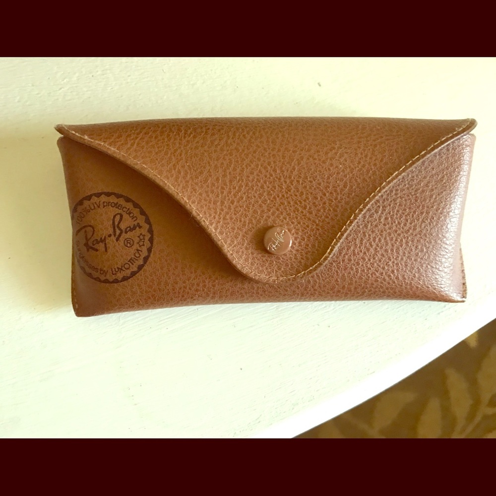 Ray Ban case